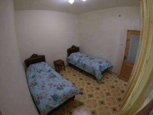 Hostal Nnn Guest House