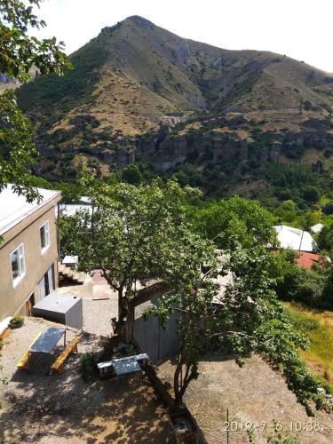 Hostal Nnn Guest House