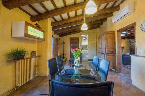 Can Felip Apartments