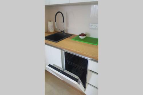 Apartment Alemina 10 Mins Away From Center