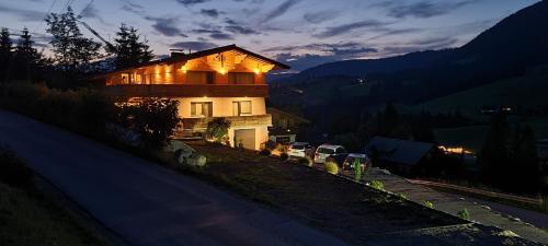 Apartamento Alpenhaus Donnerkogel