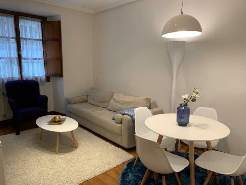 Apartamento Centriqu�simo, Bonito, C�modo, Wifi, Campomanes