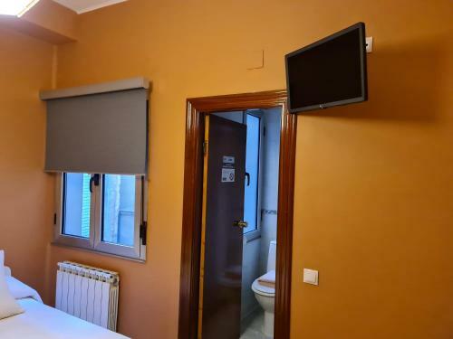 Hostal El Vasco Rooms