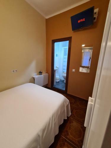 Hostal El Vasco Rooms