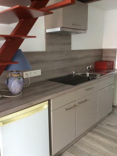 Hostal G�te Citadin Athois