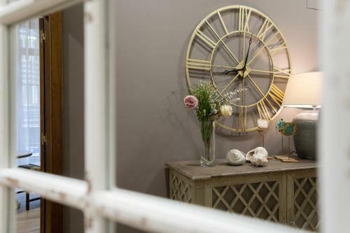 Apartamento De La Guardia Suite 1
