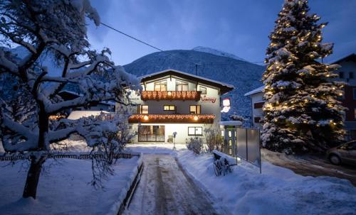 Hostal Gasthof Venetrast