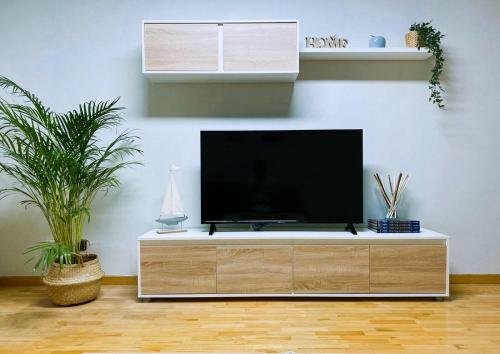 Apartamento Due�as (centro Ciudad, Plaza De Garaje)