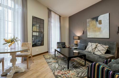 Apartamento De La Guardia Suite 2