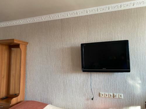 Madoyan Guest House