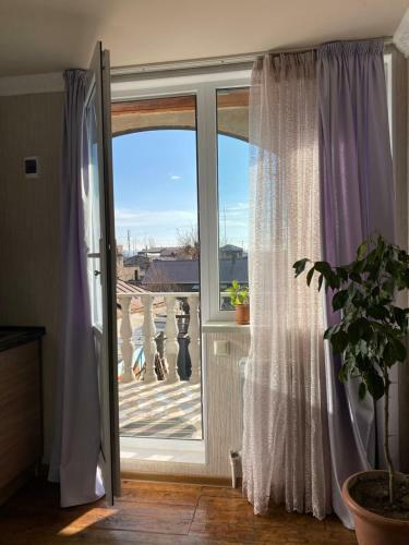Madoyan Guest House