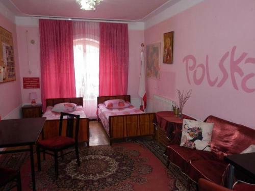 Hostal Dom Polski