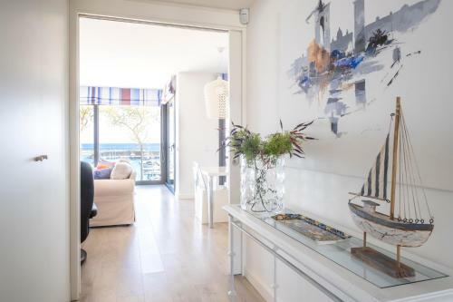 Apartamento de Lujo Delante Del Mar En Palam�s