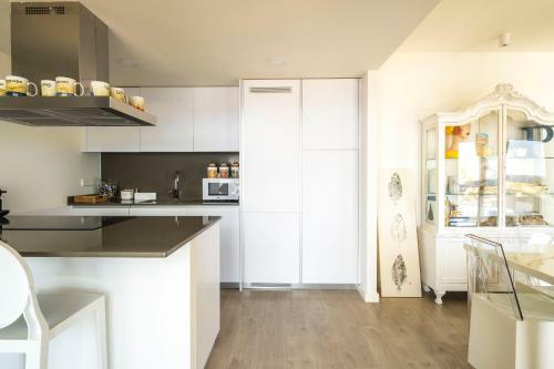 Apartamento de Lujo Delante Del Mar En Palam�s