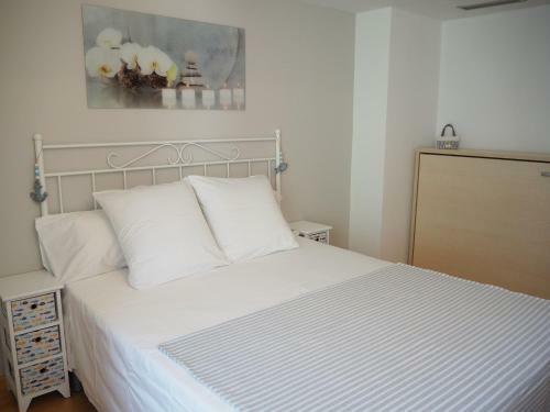 Apartamento Moderno Con Parking En Palam�s