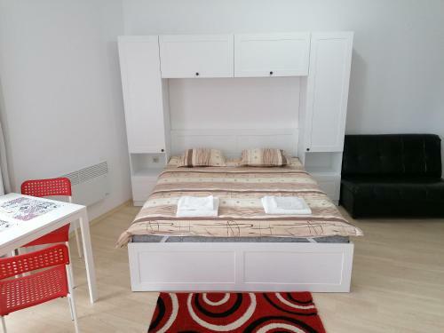 Luxury Apartments In St. John Park