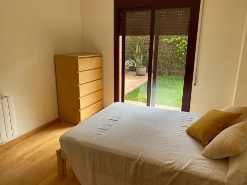Apartamento Piso Con Jard�n Y Parking En Palam�s