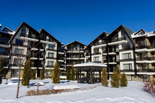 Hotel Aspen Ski And Golf Resort