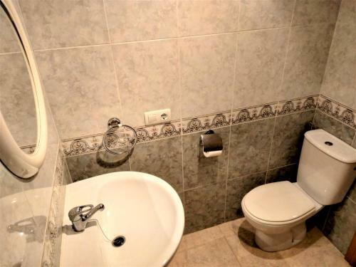 Apartamento Acv - Isla Park-1� Linea Planta 9 Frontal Interior