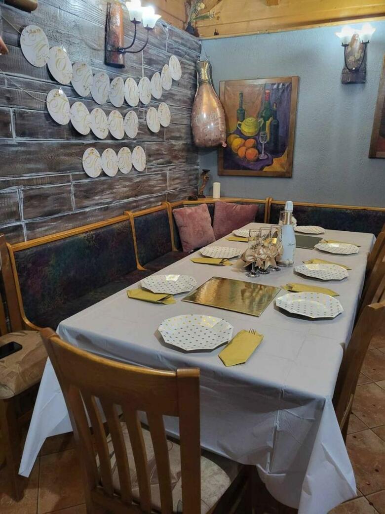 Hostal Boina House