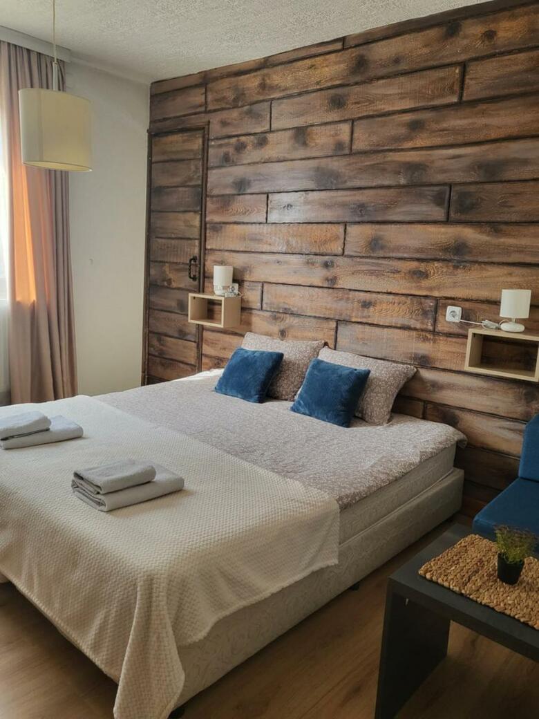 Hostal Boina House