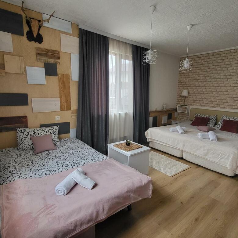 Hostal Boina House