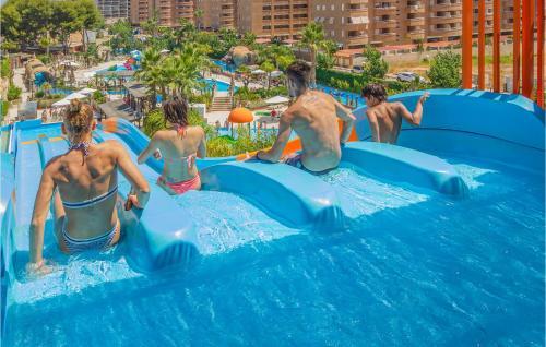Two-bedroom Apartment In Oropesa Del Mar