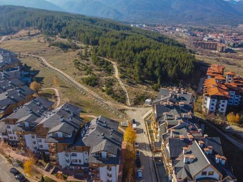 Mirabell Apartment Bansko - Mountain View & Fireplace