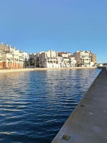 Apartamento En Marina D'or Primera Linea Real