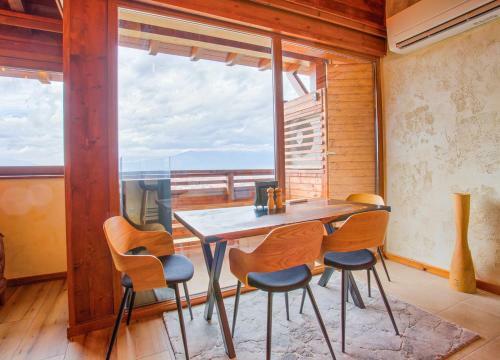 Two Stylish Apartments With Amazing View