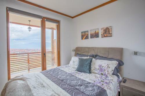 Two Stylish Apartments With Amazing View