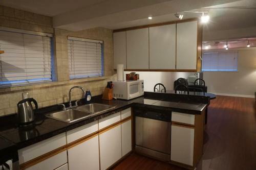 Apartamento Convenient, Private, 15 Mins To Downtown Vancouver