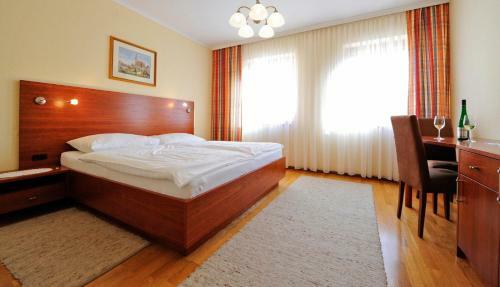 Hostal G�stehaus & Appartements Lehensteiner Wachau