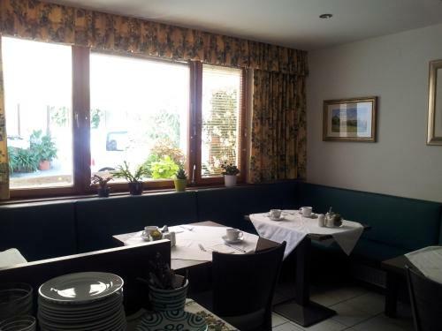 Hostal G�stehaus & Appartements Lehensteiner Wachau