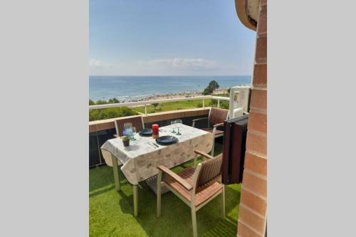 Apartamento Frontal En Primera L�nea de Playa En Marina Dor
