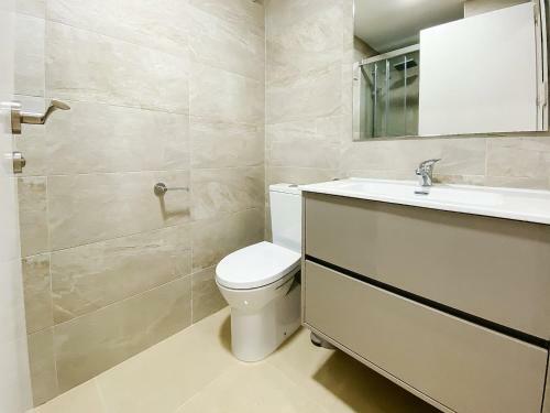 Apartamento Crystal Modern Apt. - 1st Beach Line