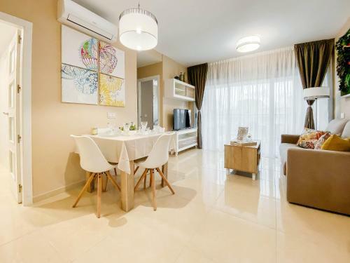 Apartamento Casa Lucero - Ivan Luxury Homes - 6�pta. - Sur - 1� Linea de Playa