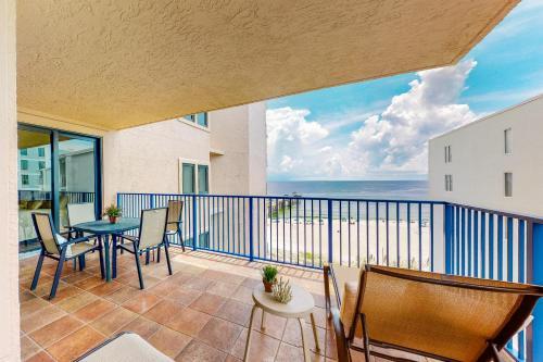 Four Seasons Of Romar Beach #604 West