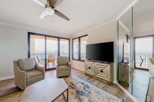 Four Seasons Of Romar Beach #604 West