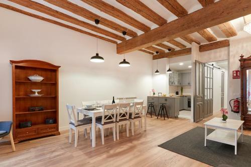 Apartamento El Robl�n De La Estafeta