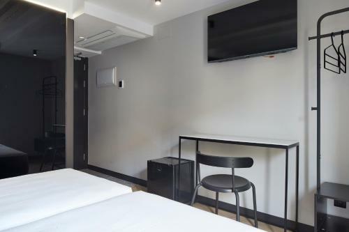 Hostal Espoz Y Mina