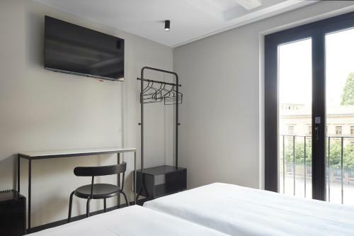 Hostal Espoz Y Mina