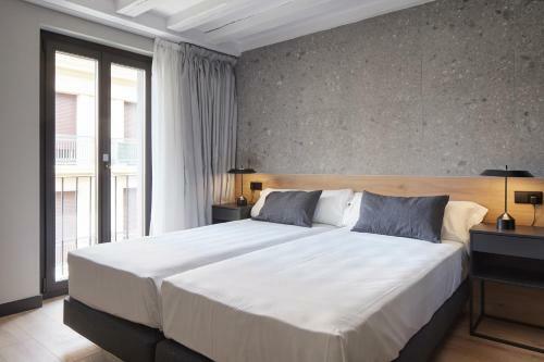 Hostal Espoz Y Mina