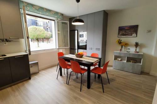 Acogedor, C�ntrico Y Amplio Apartamento! Pamplona Inn 1