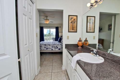 Grande Caribbean By Youngs Suncoast