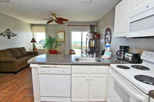 Grande Caribbean By Youngs Suncoast