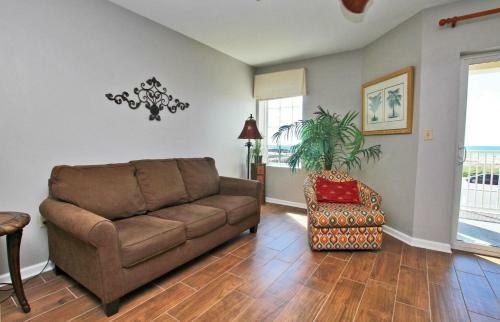 Grande Caribbean By Youngs Suncoast