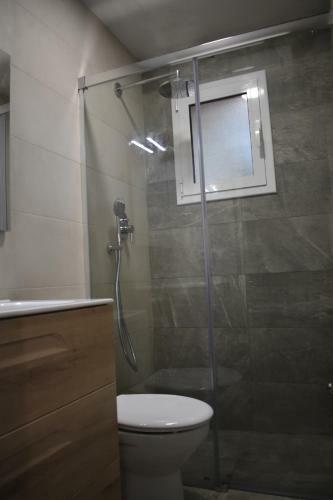 Apartamento Con Wifi Y Aire Acondicionado En Pals Playa