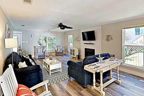 Bear Point Cottage