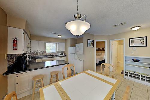 Wolf Bay Villas